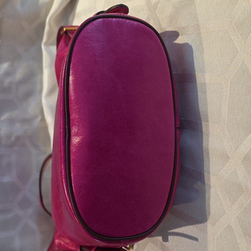 Marc Jacobs Fuchsia Crossbody Bag - Picture 5 of 11
